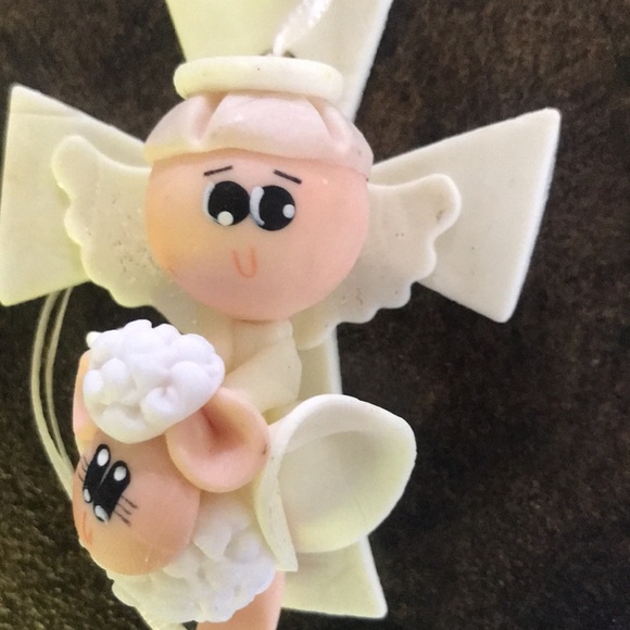 Handmade cream & white angel with sheep rosary denarius for boy or girl baptism - Picture 7 of 12